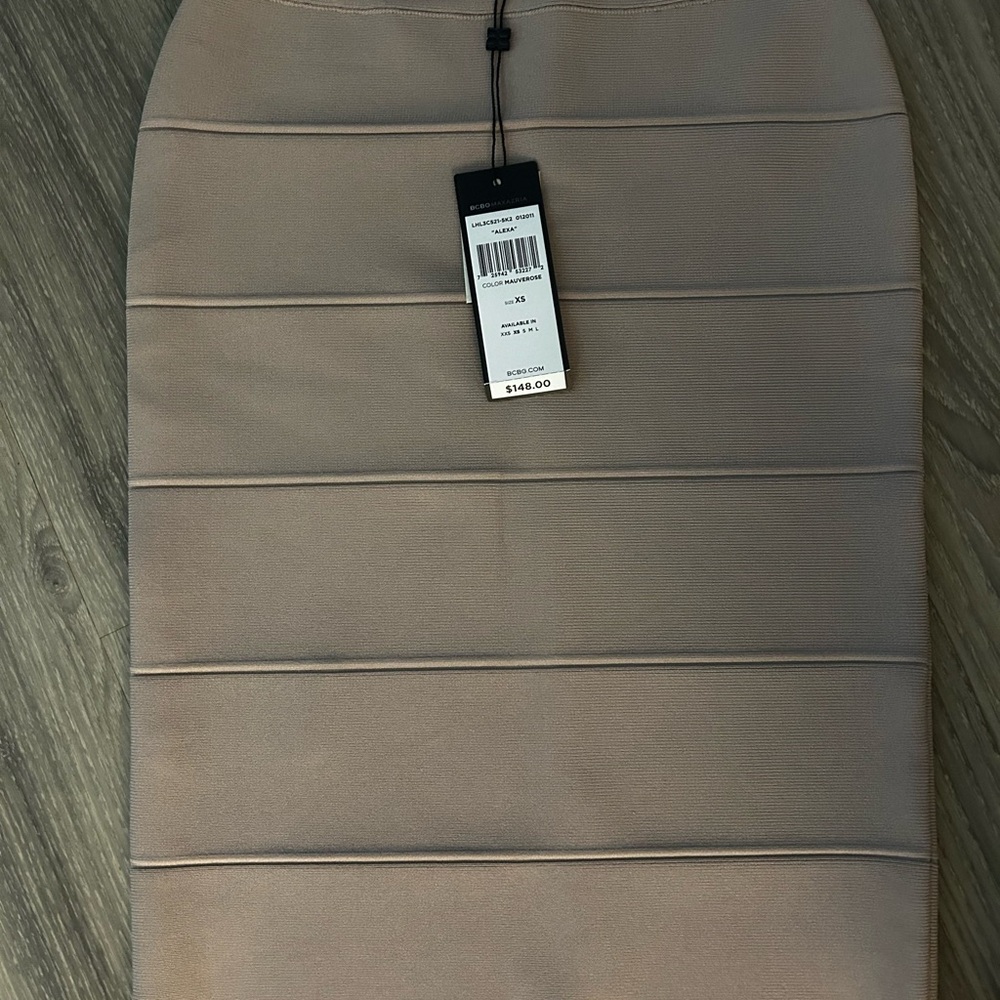 Woman bcbg maxi skirt
